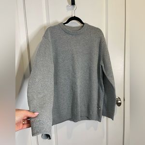 Men’s knit sweater